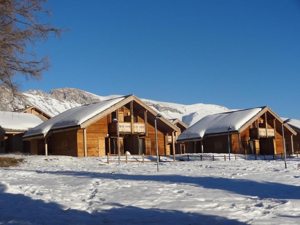 Residence Le Hameau Du Puy By Actisource Le Devoluy Ruang foto